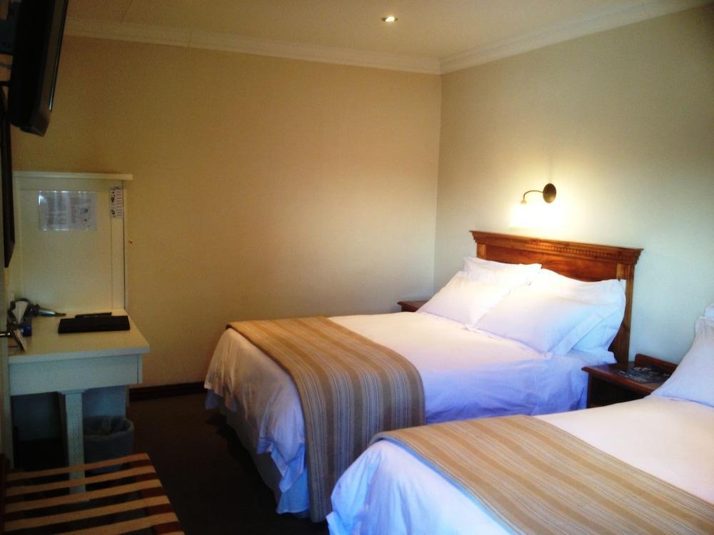 Turnberry Boutique Hotel Oudtshoorn Esterno foto